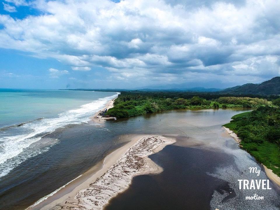 Los Hermanos Beach Hostal Guachaca Екстериор снимка